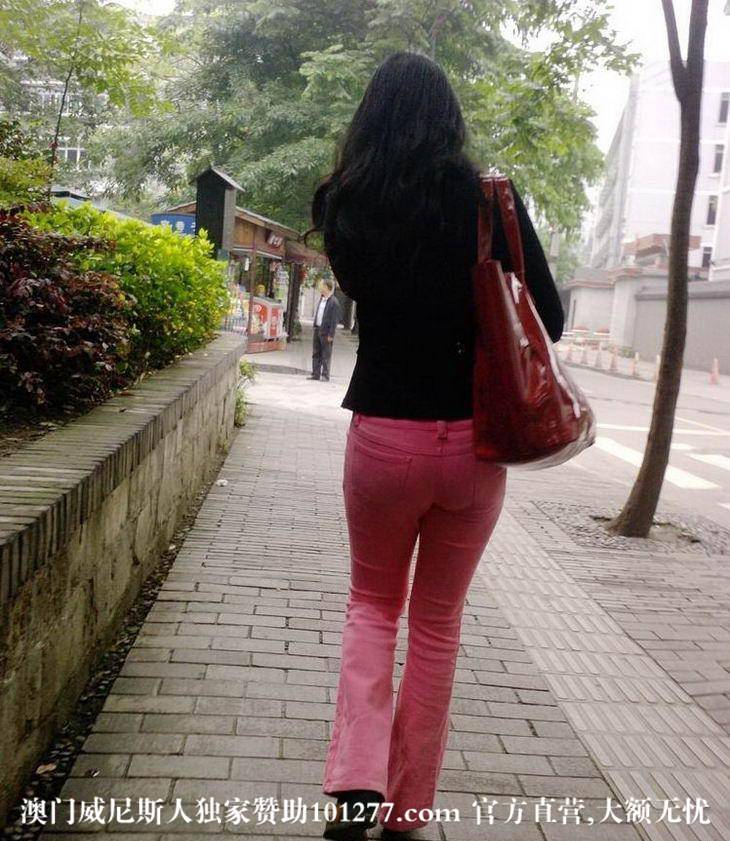 粉红色牛仔裤美女【12P】